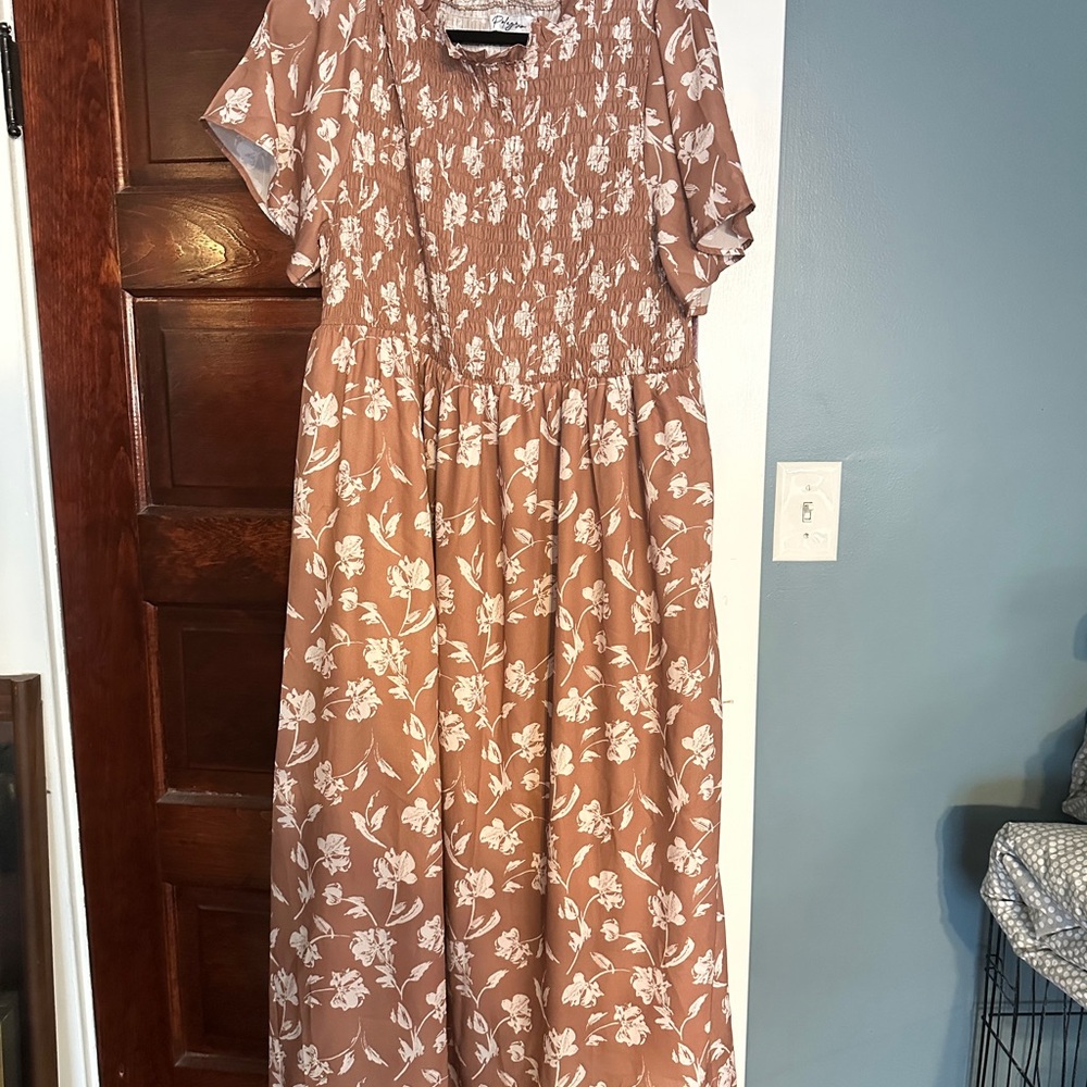 Polagram Floral Brown and White Maxi Dress
